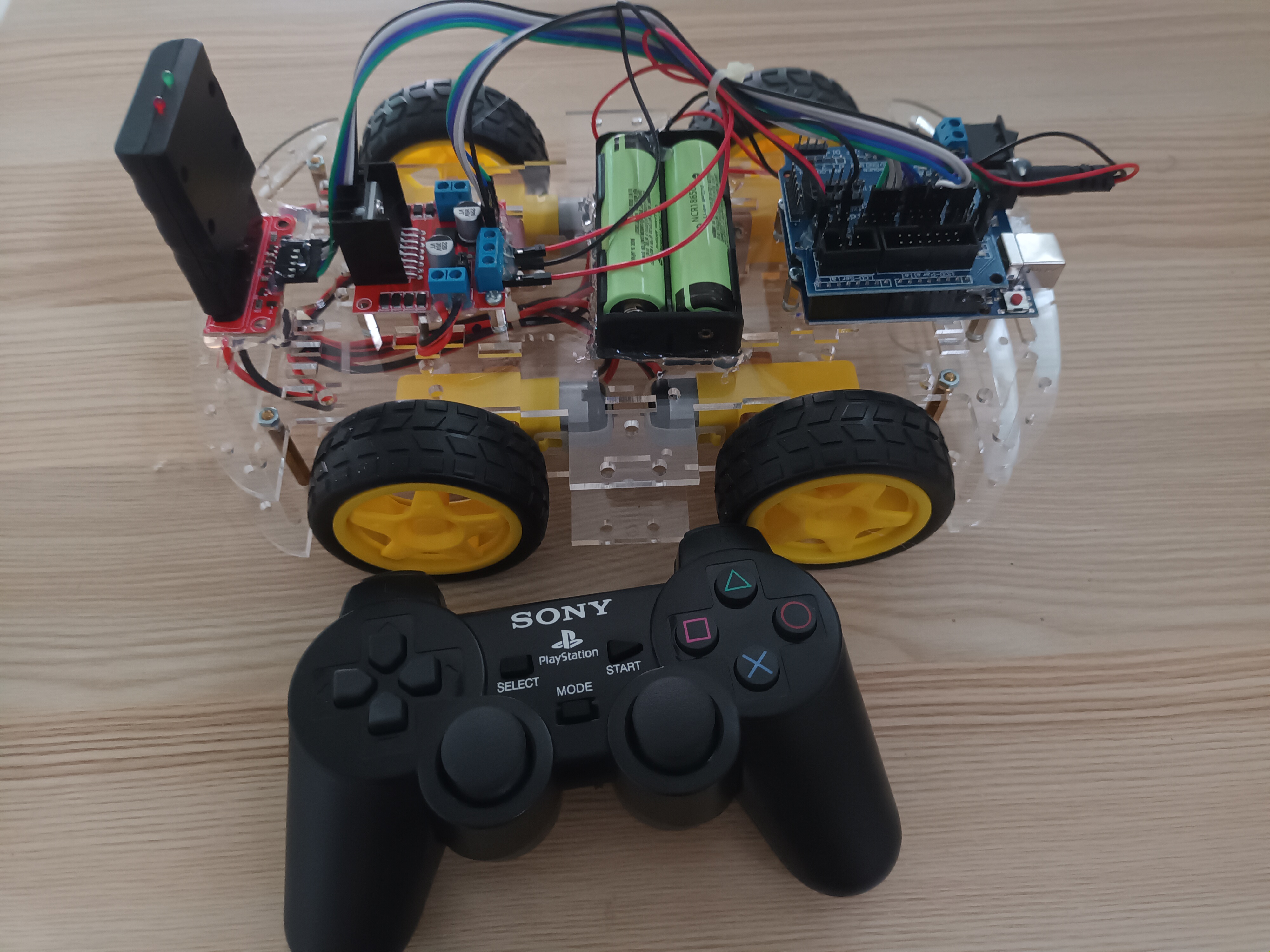 ชุดคิท หุ่นยนต์บังคับ Arduino ด้วย Wireless Joystick PS2