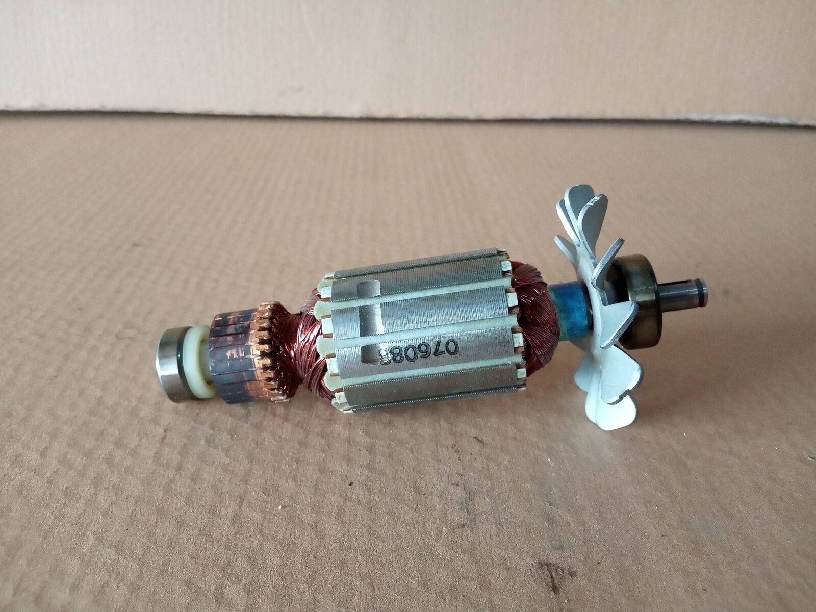 ทุ่น เครื่องตัด MAKITA รุ่น 4100NB (ญี่ปุ่นแท้)