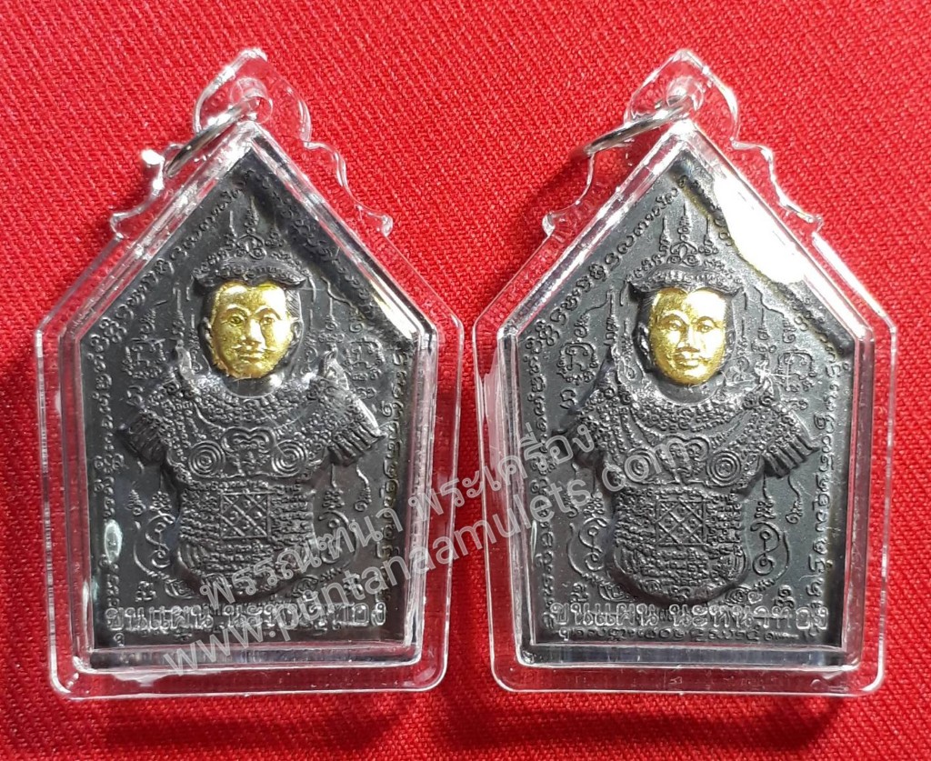 "ขุนแผนนะหน้าทอง" ครูบาสุบิน "เนื้อสัมฤทธิ์ชนวนอาถรรพณ์ศักดิ์สิทธิ์ รมดำหน้าทอง" (ยอดนิยม)...หาชมยากมากๆ..! สุดยอดมหาเสน่ห์ และอภิมหาโชคลาภ ..