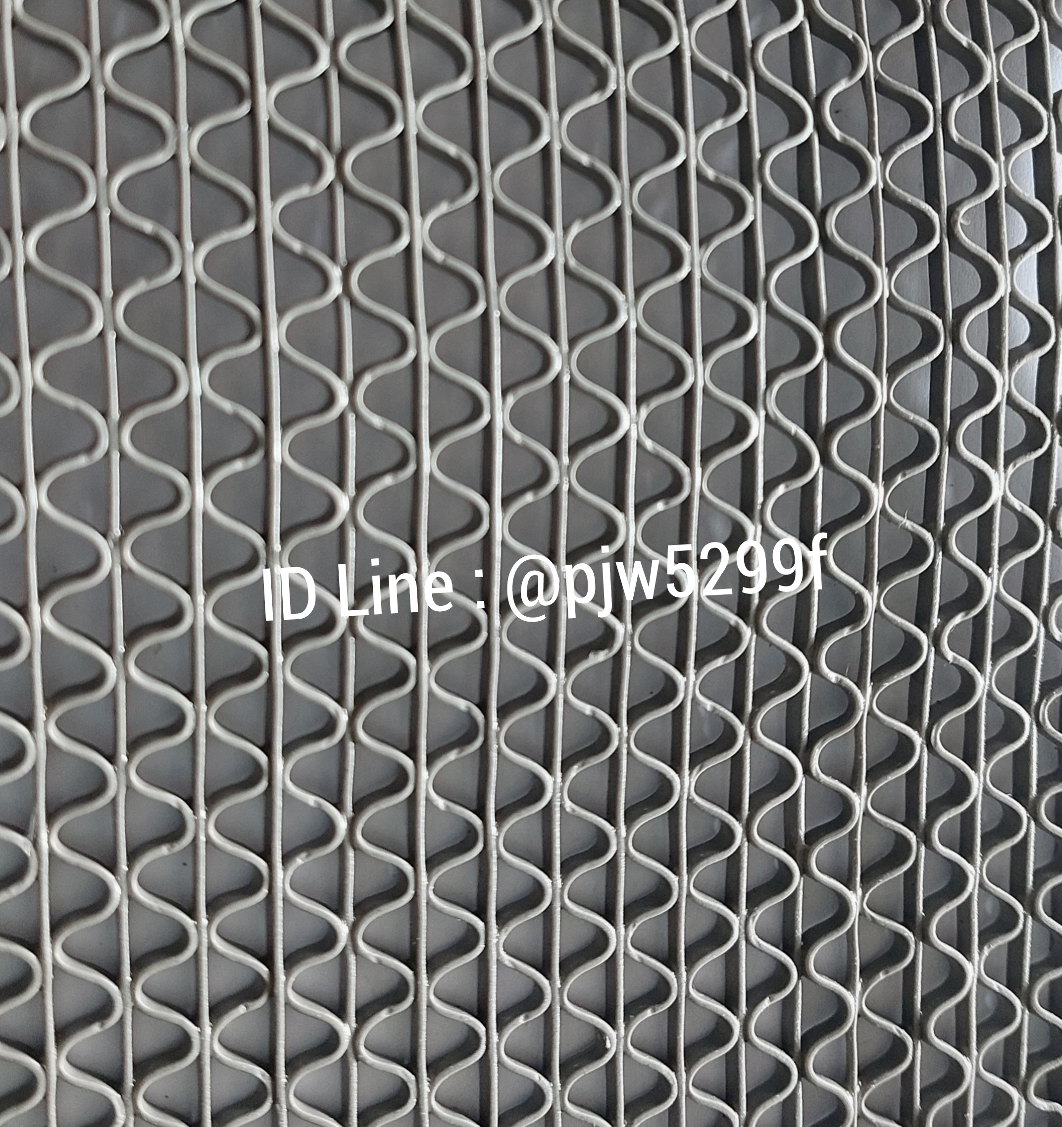 แผ่นยางกันลื่นหนา 4.5 mm. ความกว้าง 1.20 m. Tel. 064-239-6165