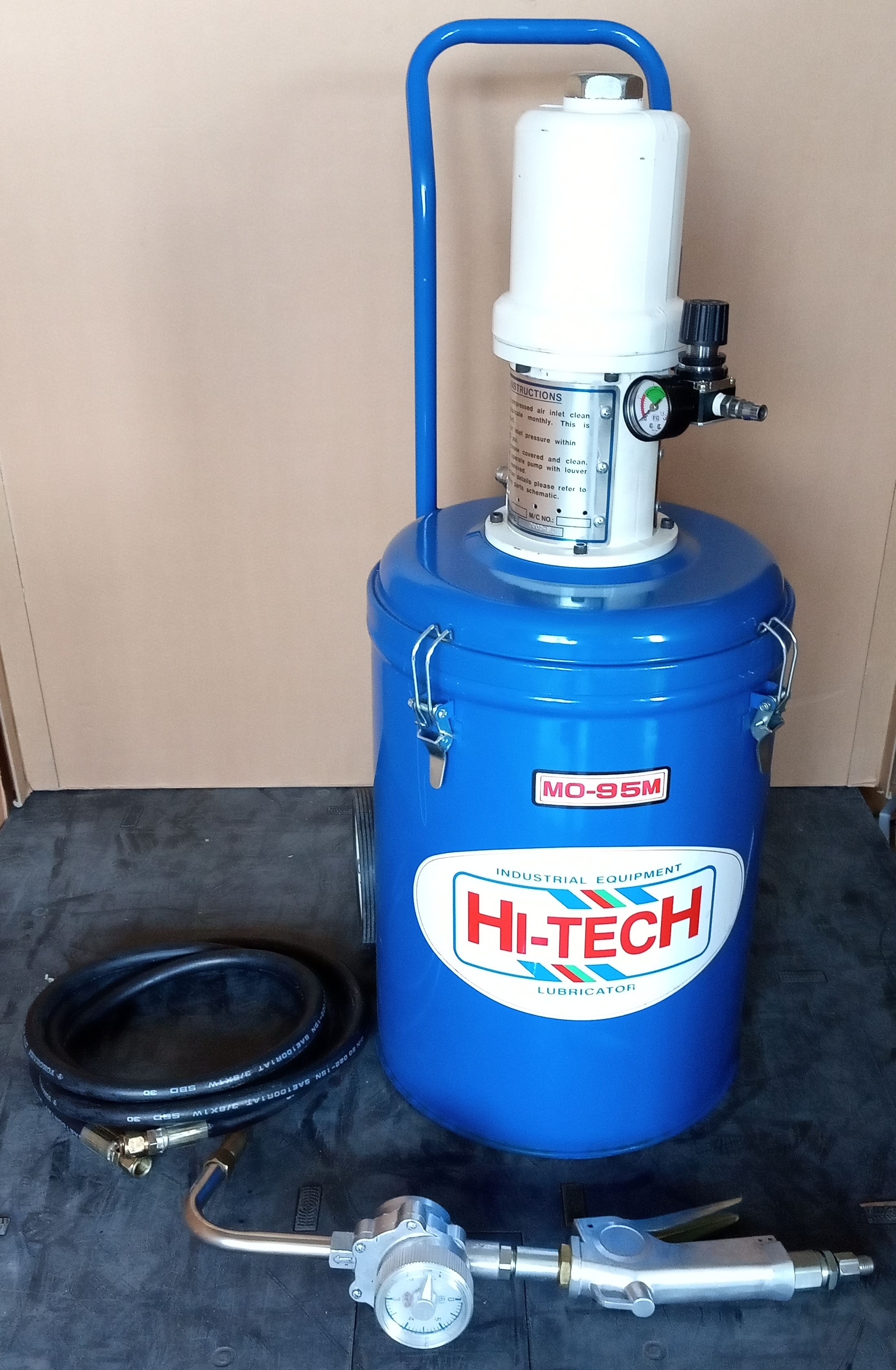 ถังอัดจารบี ถังอัดน้ำมันเกียร์ HITECH รุ่น AO-95M (MO-95M)