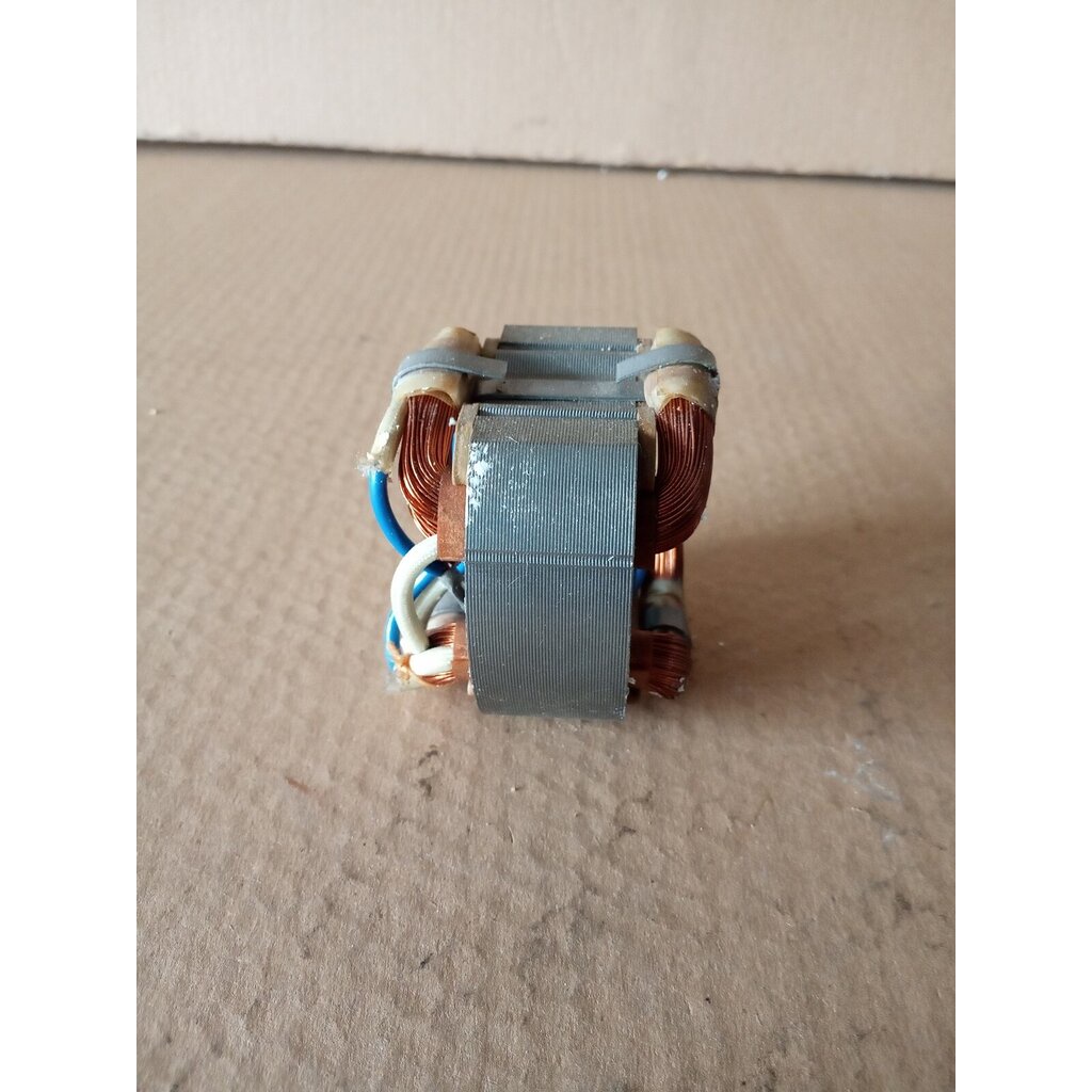 ฟิลคอยล์ เครื่องขัดกระดาษทราย MAKITA รุ่น 9045N