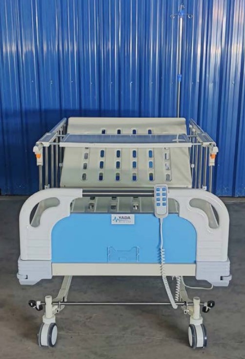 เตียงผู้ป่วยระบบไฟฟ้า 3 ฟังก์ชั่น ราวกั้นแบบสไลด์ข้าง รุ่น A04-D3L