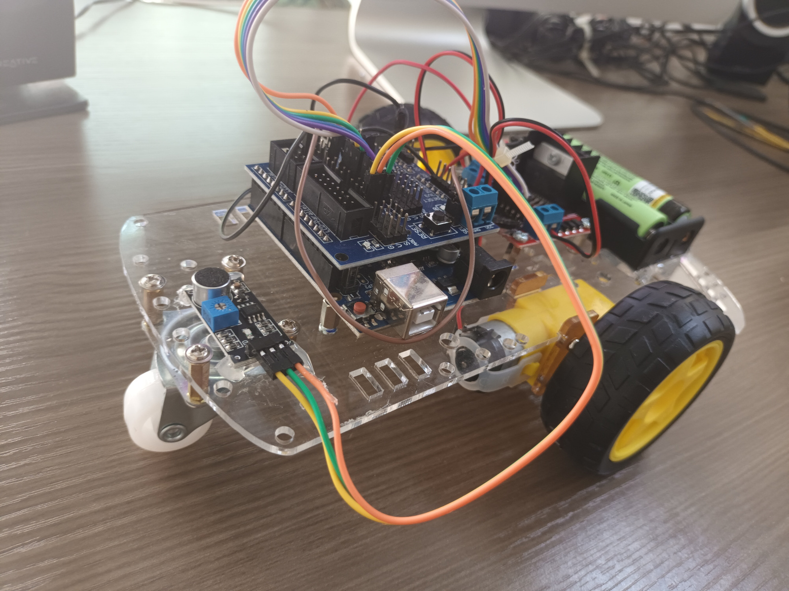 ชุดคิท หุ่นยนต์ Arduino ควบคุมด้วยเสียงปรบมือ