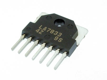 IC LA7833