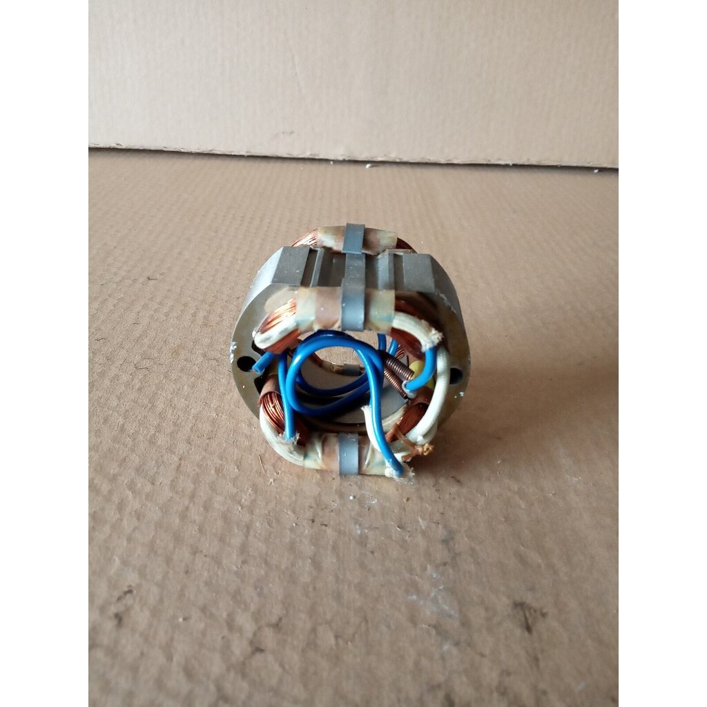 ฟิลคอยล์ เครื่องขัดกระดาษทราย MAKITA รุ่น 9045N