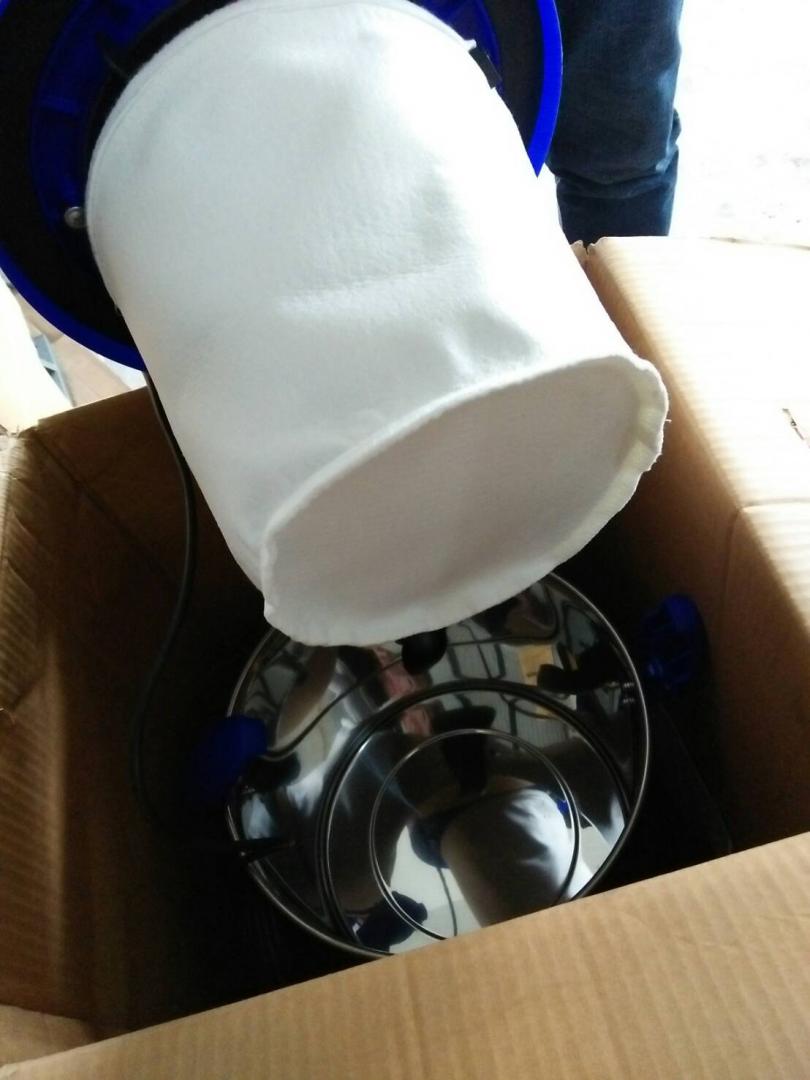 เครื่องดูดฝุ่น ANNOVI รุ่น Mod.4200