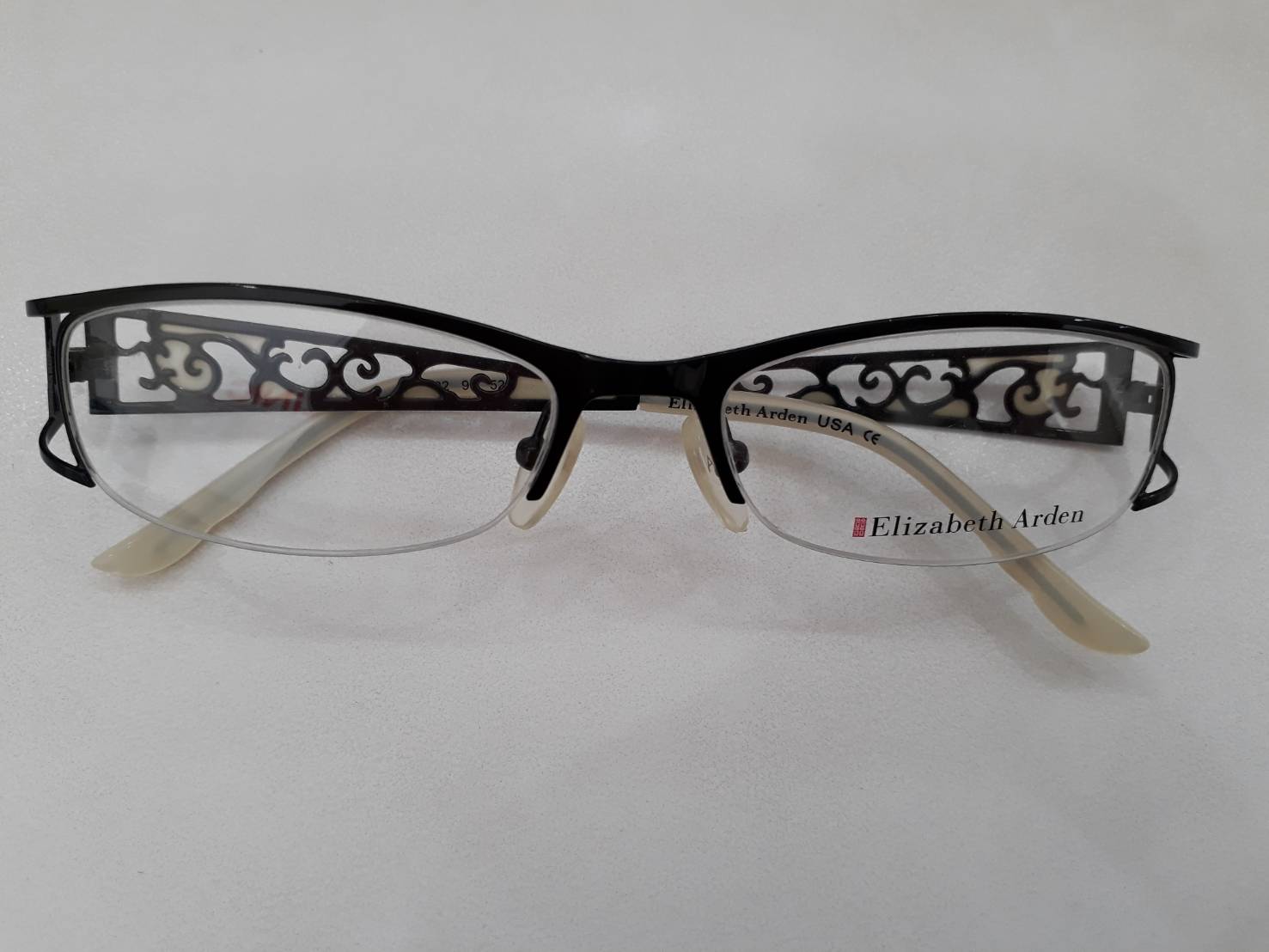 แว่นตาElizabeth Arden ของแท้ มือ1 ลดล้างสต๊อก