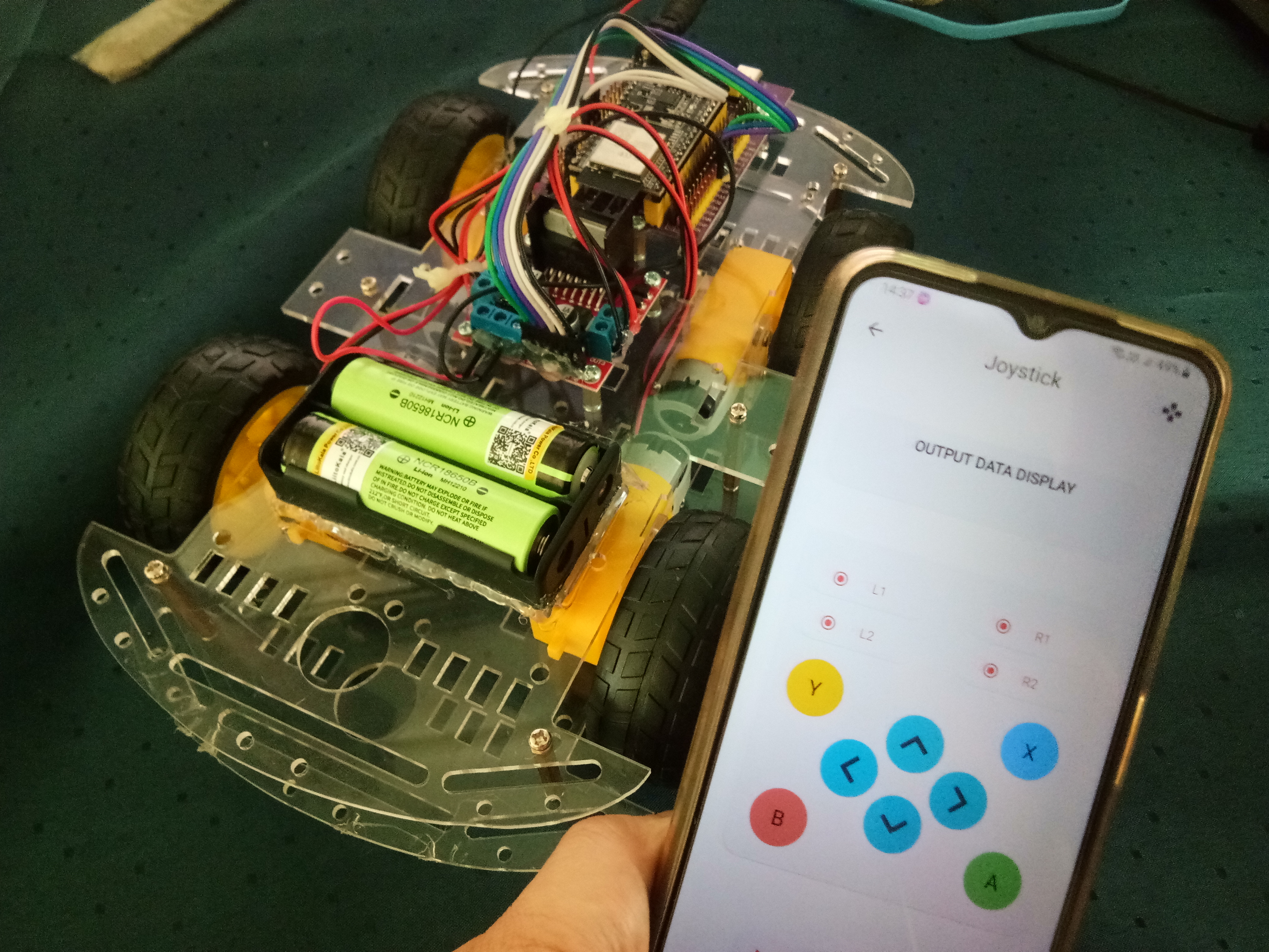 ชุดคิท หุ่นยนต์ ESP32 3in1 บังคับผ่าน Bluetooth / WIFI / อินเตอร์เน็ต