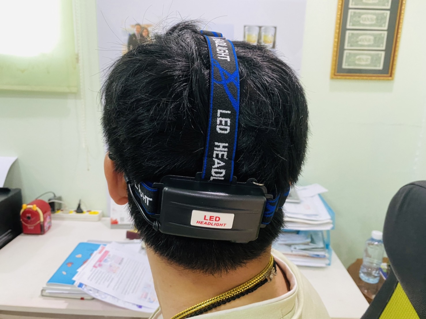 ไฟฉายคาดศรีษะ LED แสงสีขาว ซูมได้ ชาร์จไฟได้ในตัว