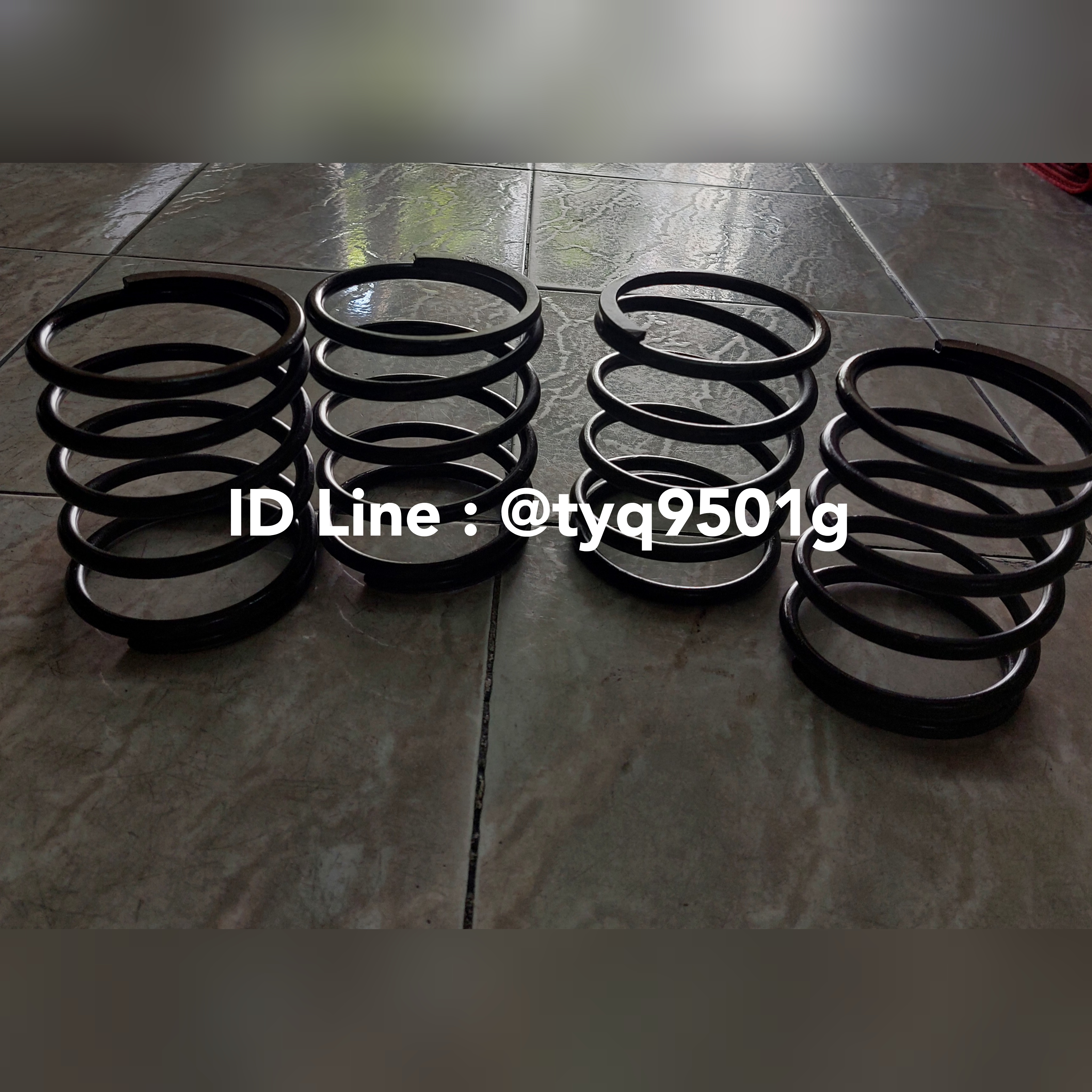 สปริงสแตนเลส ดึงตู้เย็น รับทำสปริงสแตนเลส. โทร : 062-914-1692