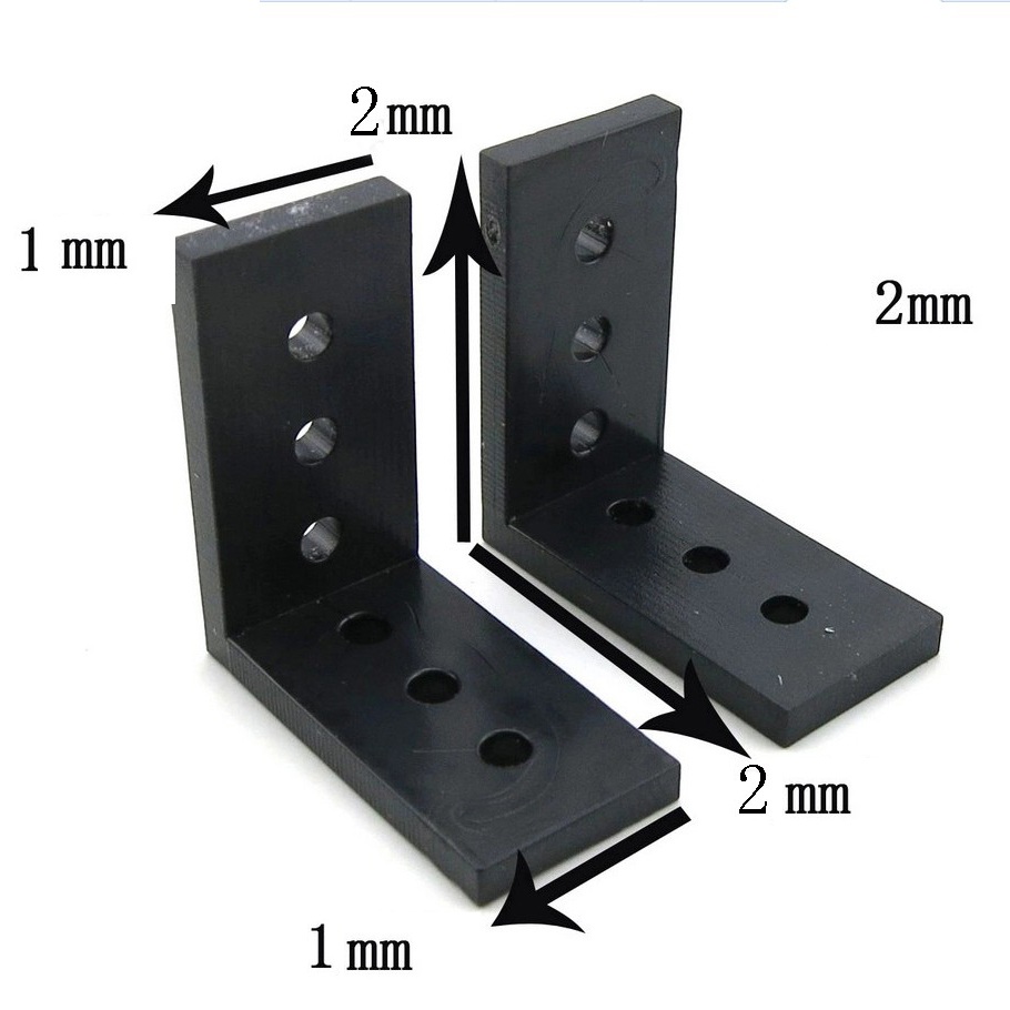 พลาสติกเจาะรูแนวตั้ง รูปตัว L ขนาด 10 x 20 mm จำนวน 2 ชิ้น