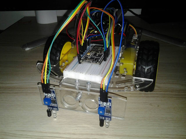 ชุดคิท หุ่นยนต์เดินตามเส้น ESP8266 NodeMCU V2