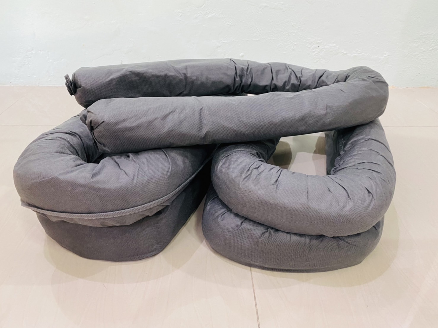 บูมดูดซับน้ำมันและสารเคมี Universal Absorbent Socks