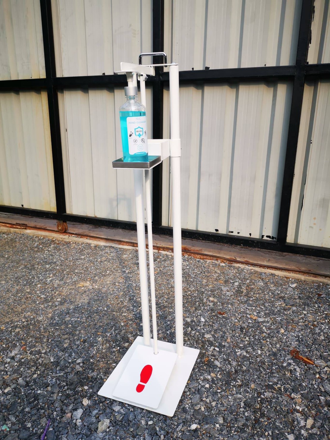 อุปกรณ์จ่ายแอลกอฮอล์แบบเท้าเหยียบ วัสดุเหล็กพ่นสีอบอย่างดี (B)