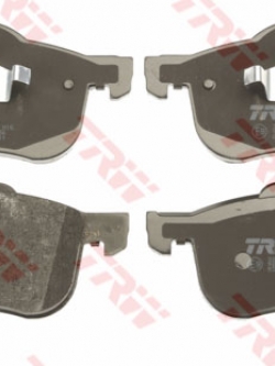 ผ้าเบรค TRW ล้อหน้า VOLVO V70 2.3 และ 2.9 ปี 2000 on COTEC (GDB1388)