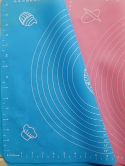 แผ่นรองรีด รองนวดแป้ง ซิลิโคน สีชมพู/ฟ้า