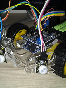 ชุดคิท หุ่นยนต์ติดตามความเคลื่อนไหว PIR Motion