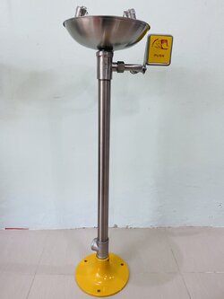 อ่างล้างตาฉุกเฉิน