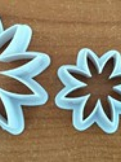 พิมพ์กดรูปกลีบดอกแหลม