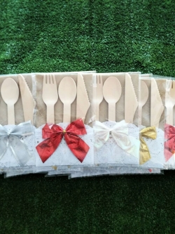 เซ็ทชุด ช้อนไม้ +ส้อม+มีด ตกแต่งด้วยโบว์