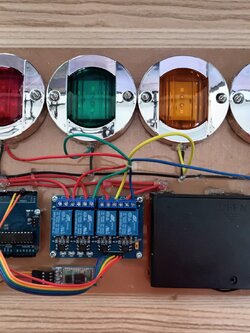 ชุดคิท IoT - Arduino 2 in 1 เปิดปิดไฟผ่าน Bluetooth / ท่าทางมือ (OpenCV Python)